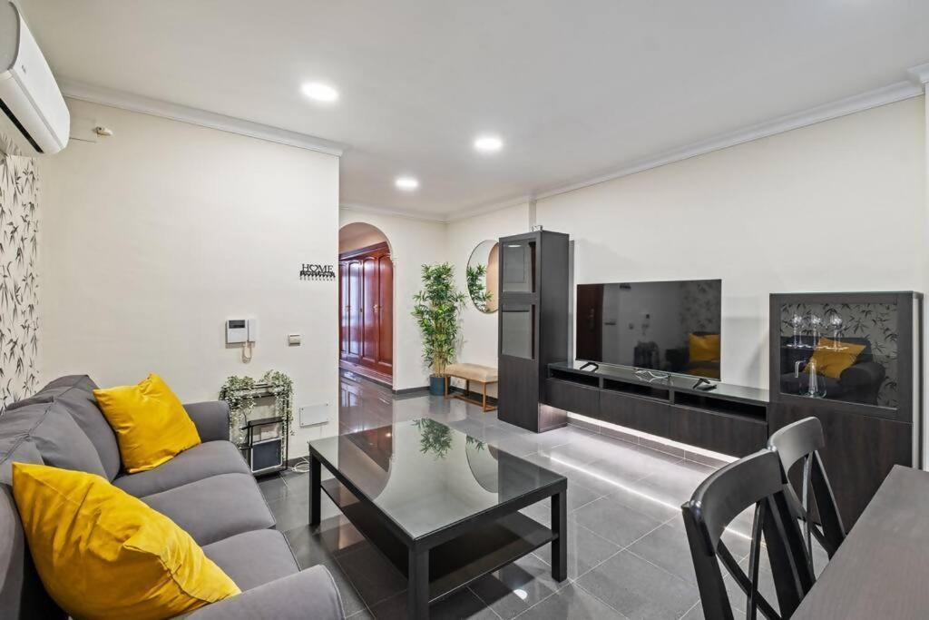 דירות מאלגה Piso En Atarazanas מראה חיצוני תמונה